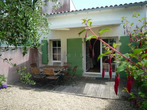 Photo 1 : NC d'une maison située à Saint-Martin-de-Ré, île de Ré.