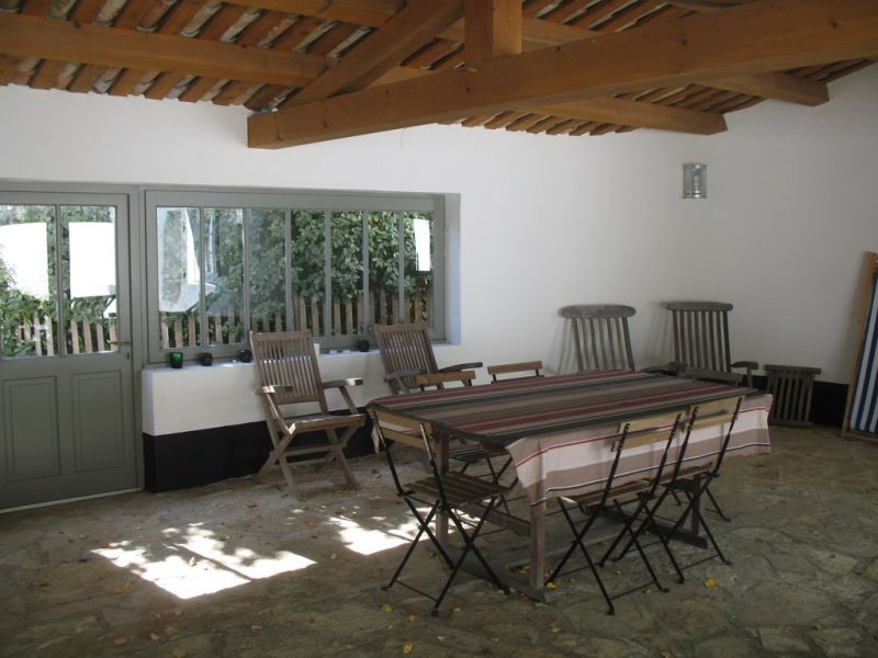 Photo 2 : PATIO d'une maison située à Les Portes-en-Ré, île de Ré.