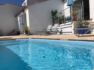 Ile de Ré:Maison au cœur de st martin de ré - piscine chauffée