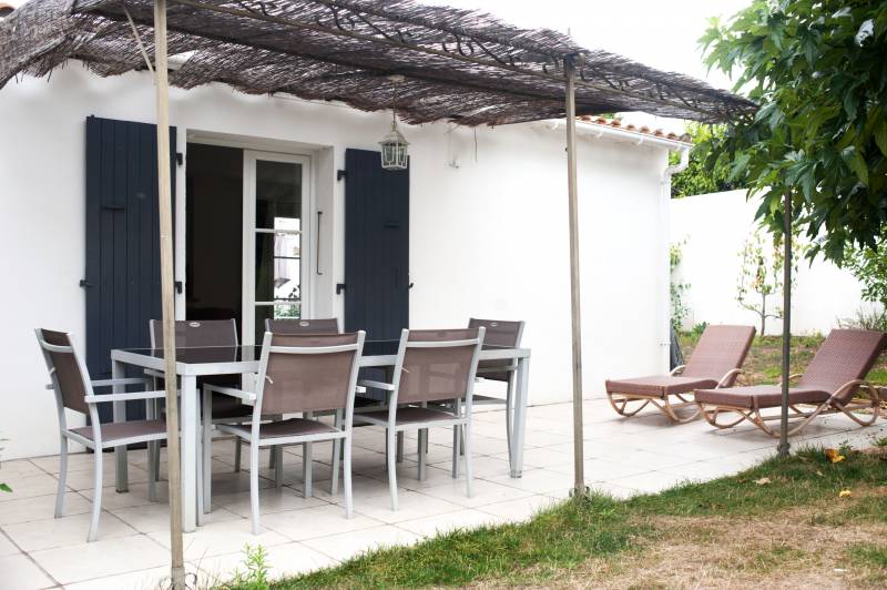 Photo 15 : TERRASSE d'une maison située à Rivedoux-Plage, île de Ré.