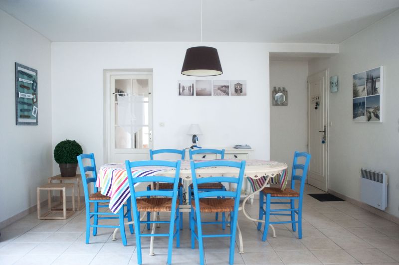 Photo 14 : SEJOUR d'une maison située à Rivedoux-Plage, île de Ré.