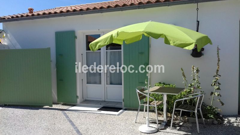 Photo 2 : ENTREE d'une maison située à La Flotte-en-Ré, île de Ré.