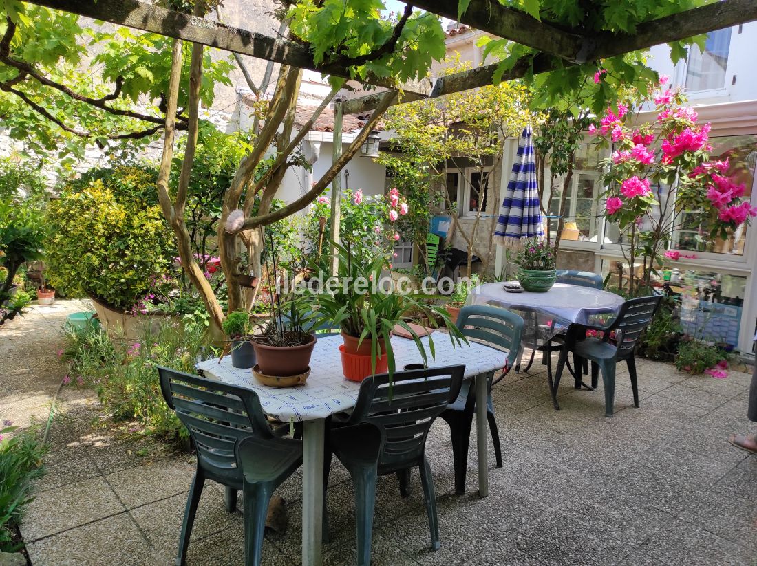 Photo 1 : NC d'une maison située à Sainte-Marie, île de Ré.