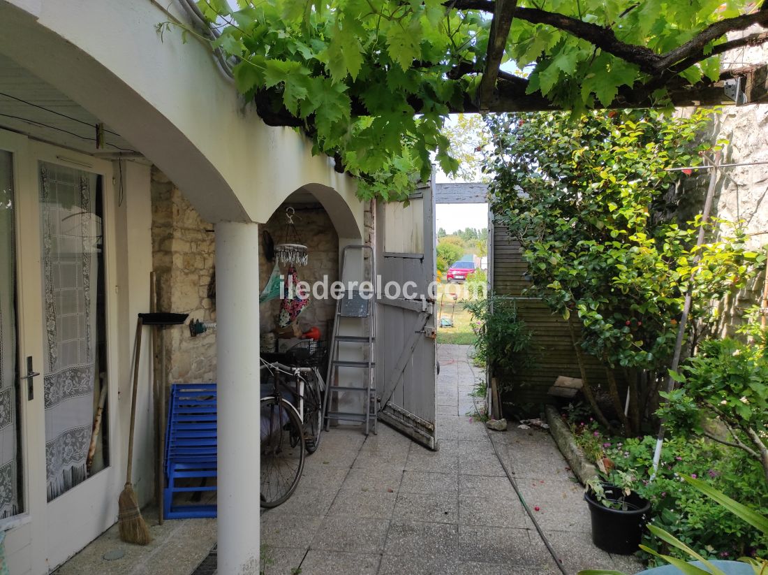 Photo 2 : NC d'une maison située à Sainte-Marie, île de Ré.