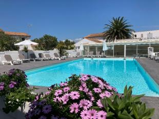 ile de ré Maison dans rsidence avec piscine chauffe  50m de la plage