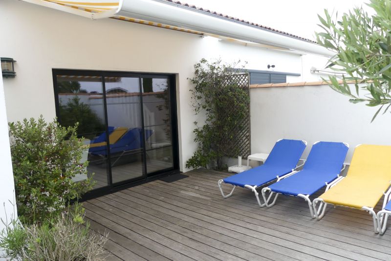 Photo 11 : TERRASSE d'une maison située à La Couarde-sur-mer, île de Ré.