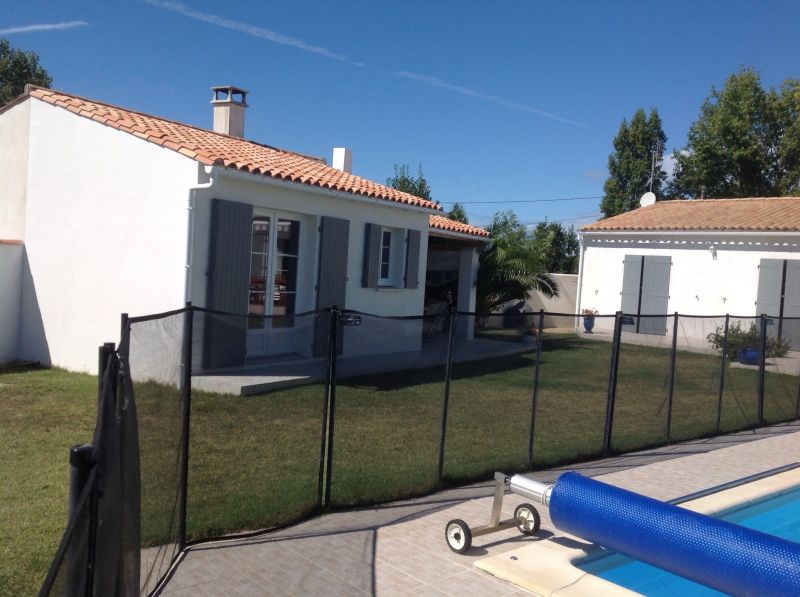 Photo 15 : JARDIN d'une maison située à La Couarde-sur-mer, île de Ré.