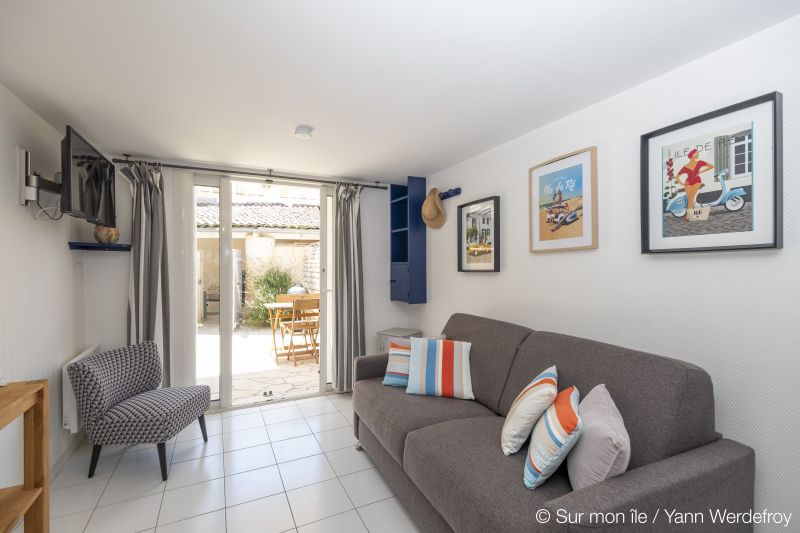 Photo 6 : NC d'une maison située à La Flotte, île de Ré.