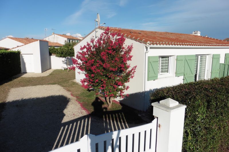 Photo 1 : NC d'une maison située à La Couarde-sur-mer, île de Ré.