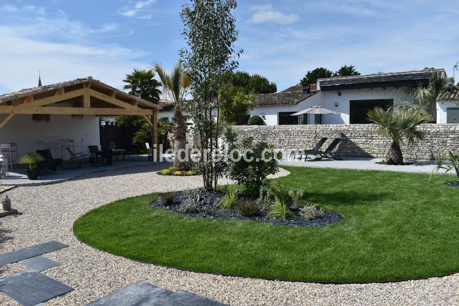 Photo 42 : JARDIN d'une maison située à Sainte-Marie, île de Ré.