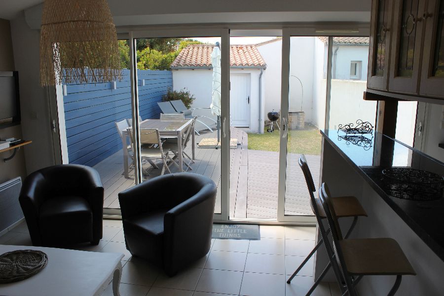 Photo 5 : SEJOUR d'une maison située à Ars en Ré, île de Ré.