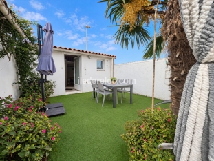 Ile de Ré:Studio bien situé avec cour