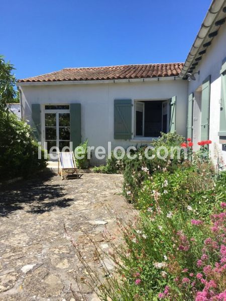 Photo 22 : NC d'une maison située à Ars en Ré, île de Ré.