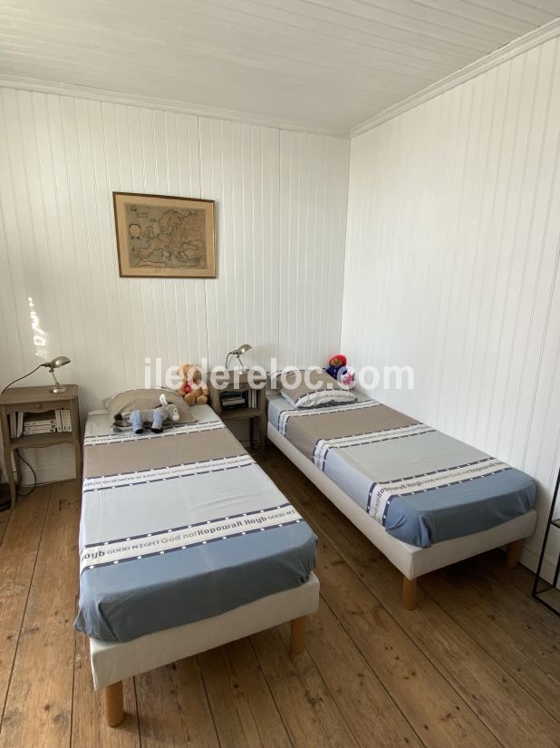 Photo 9 : CHAMBRE d'une maison située à Saint-Clément-des-Baleines, île de Ré.
