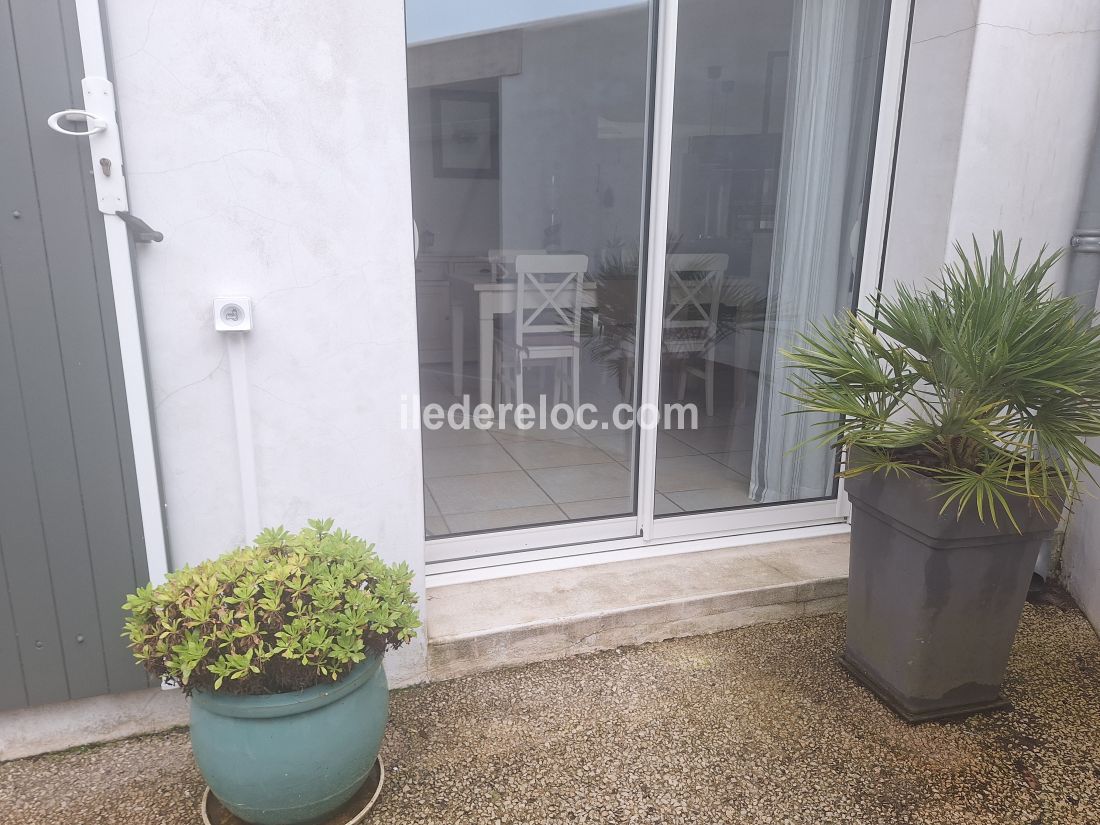 Photo 24 : JARDIN d'une maison situ&eacute;e &agrave; La Flotte-en-R&eacute;, &icirc;le de R&eacute;.