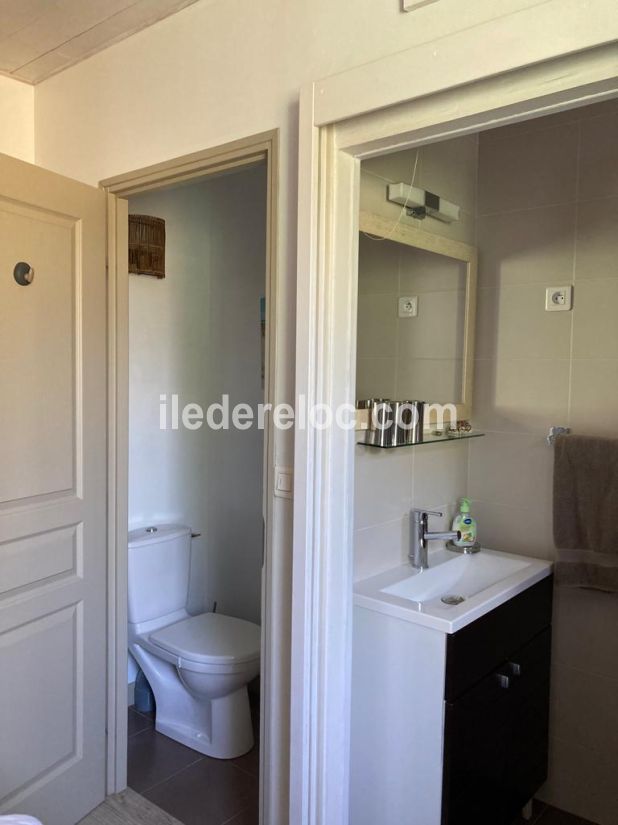 Photo 9 : NC d'une maison situ&eacute;e &agrave; La Flotte-en-R&eacute;, &icirc;le de R&eacute;.