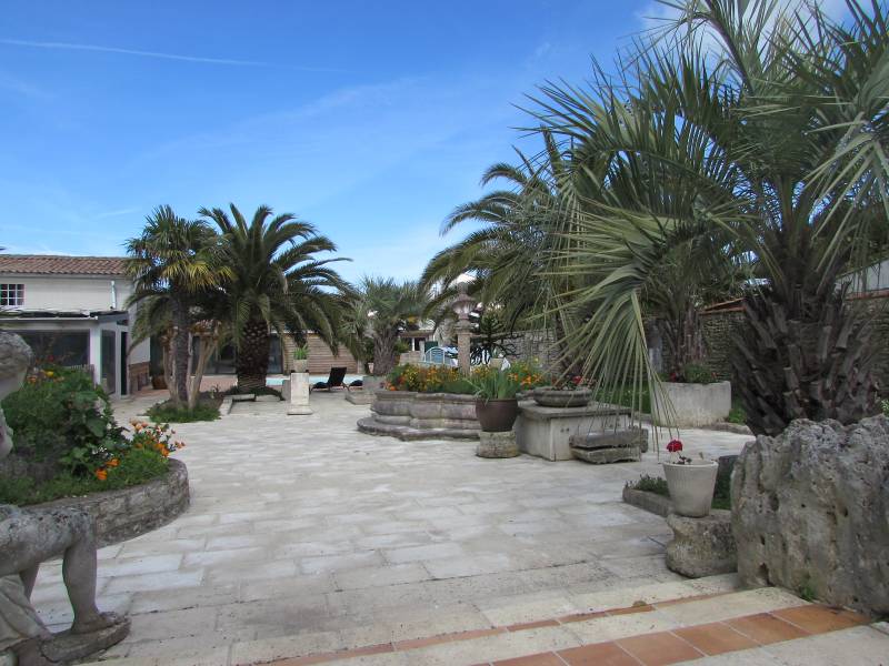 Photo 5 : JARDIN d'une maison située à La Flotte-en-Ré, île de Ré.