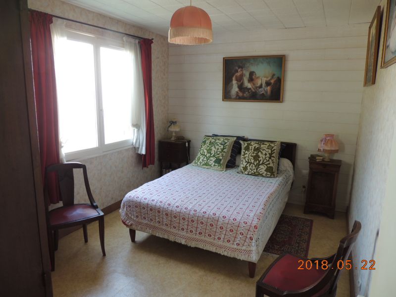 Photo 8 : CHAMBRE d'une maison située à Rivedoux, île de Ré.