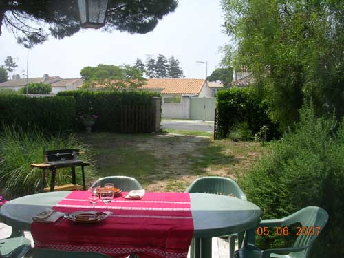 Photo 2 :  d'une maison située à Rivedoux-Plage, île de Ré.