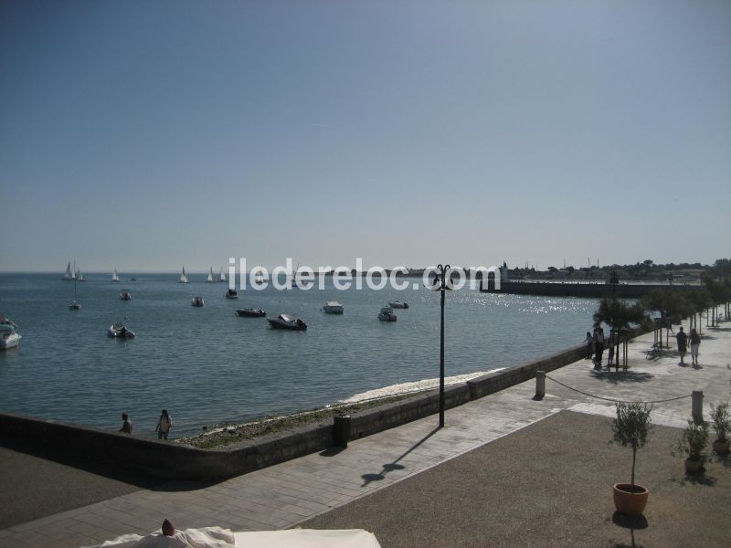 Photo 7 : EXTERIEUR d'une maison située à La Flotte-en-Ré, île de Ré.