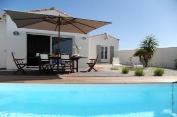 ile de ré Villa contemporaine avec piscine chauffee individuelle  8/9 personnes