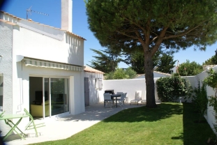 Ile de R&eacute;:Maison ile de ré  rivedoux acces privé à la  plage 