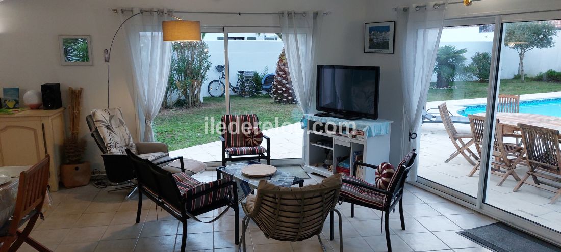 Photo 14 : SEJOUR d'une maison située à Ars en Ré, île de Ré.