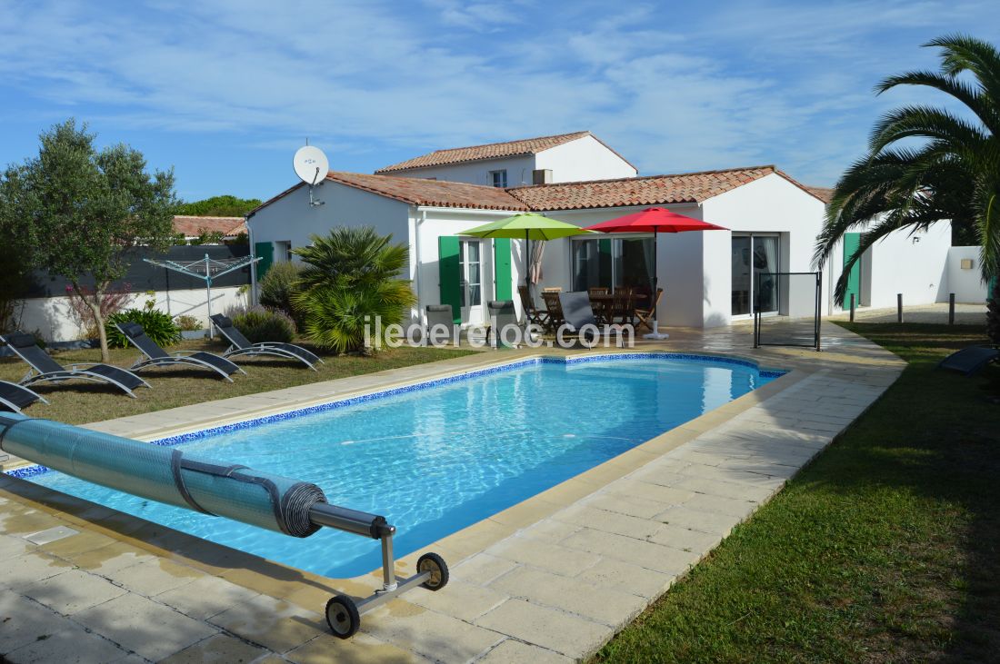 Photo 1 : PISCINE d'une maison située à Ars en Ré, île de Ré.