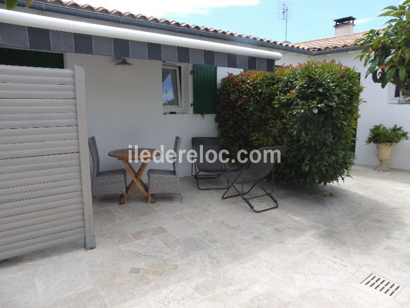 Photo 7 : TERRASSE d'une maison située à La Flotte, île de Ré.