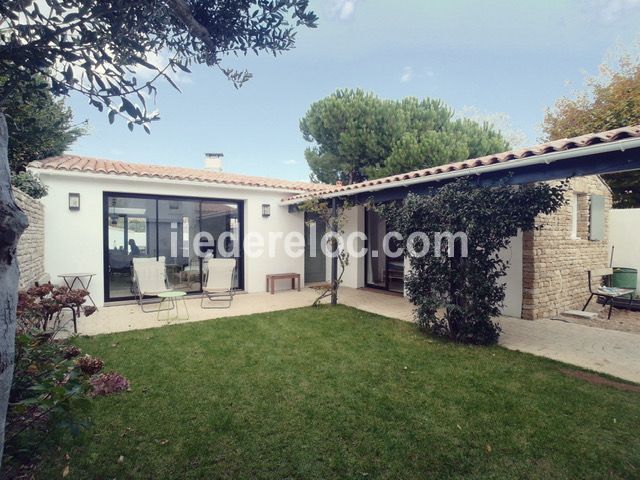 Photo 5 : NC d'une maison située à Les Portes, île de Ré.