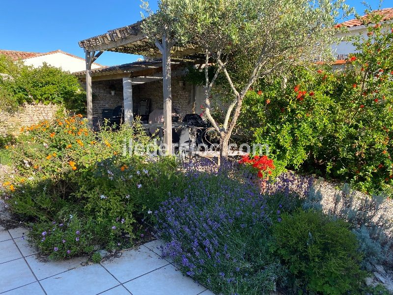 Photo 19 : NC d'une maison située à La Couarde-sur-mer, île de Ré.