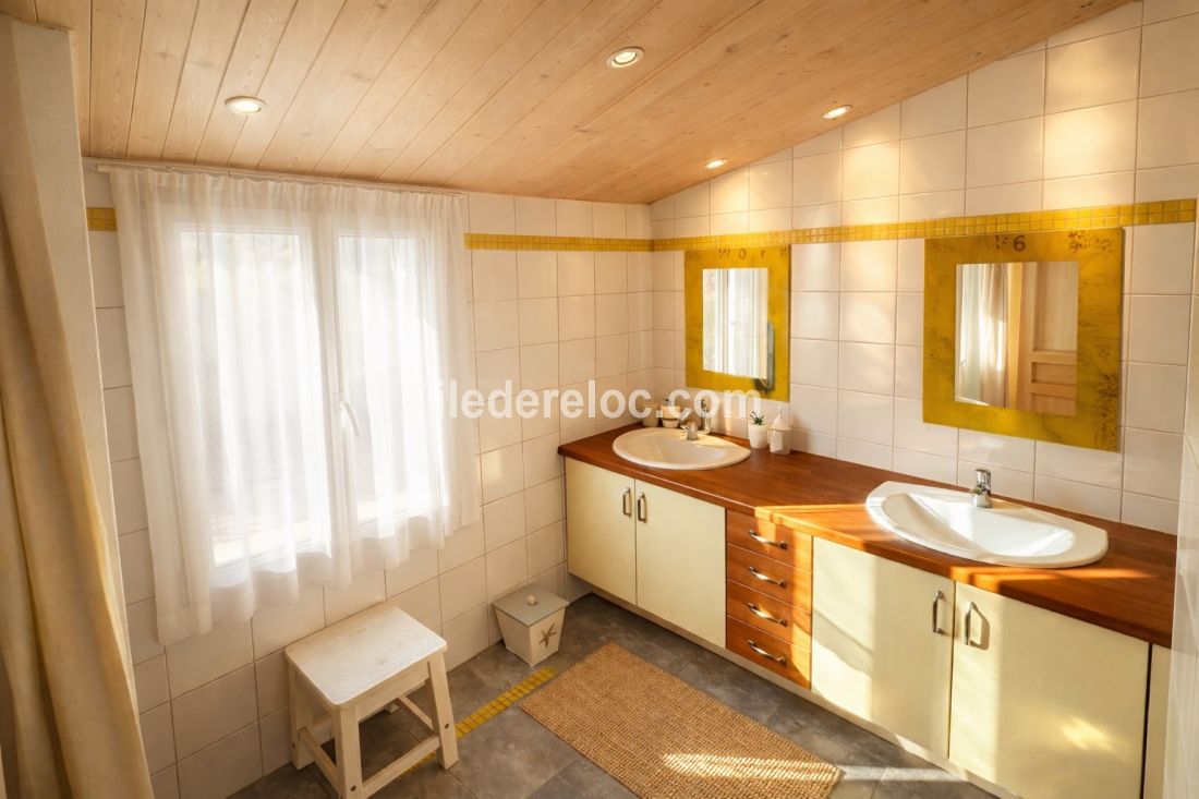 Photo 8 : NC d'une maison situ&eacute;e &agrave; La Flotte-en-R&eacute;, &icirc;le de R&eacute;.