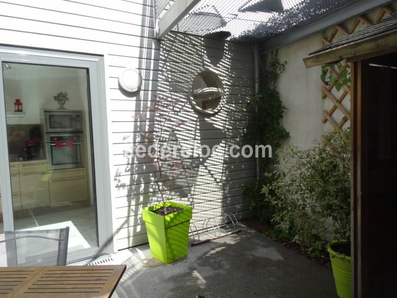 Photo 5 : PATIO d'une maison située à La Flotte-en-Ré, île de Ré.