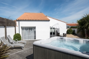 Ile de Ré:Maison odys avec spa et proche de la plage