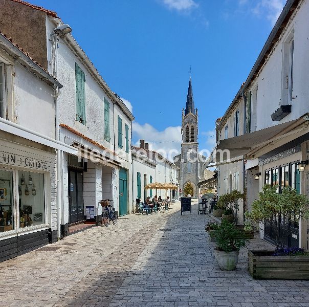 Photo 48 : EXTERIEUR d'une maison située à La Couarde-sur-mer, île de Ré.