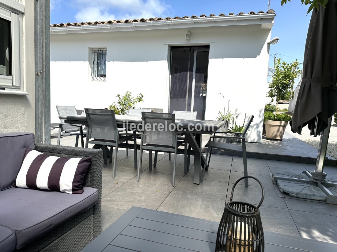 Photo 4 : EXTERIEUR d'une maison située à La Couarde-sur-mer, île de Ré.