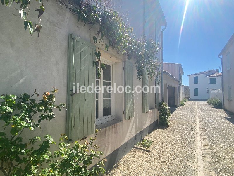 Photo 35 : EXTERIEUR d'une maison située à La Couarde-sur-mer, île de Ré.