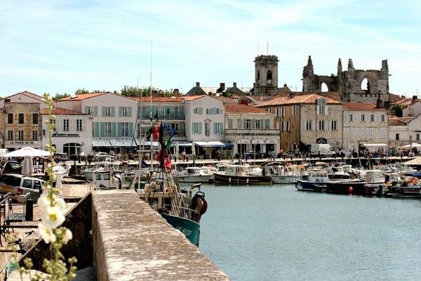 Photo 23 : NC d'une maison située à La Couarde-sur-mer, île de Ré.