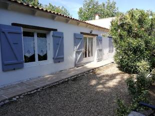 Ile de Ré:Maison à 50m de la plage de la conche