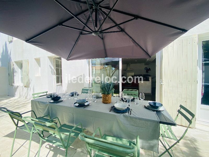 Photo 42 : EXTERIEUR d'une maison située à La Couarde-sur-mer, île de Ré.