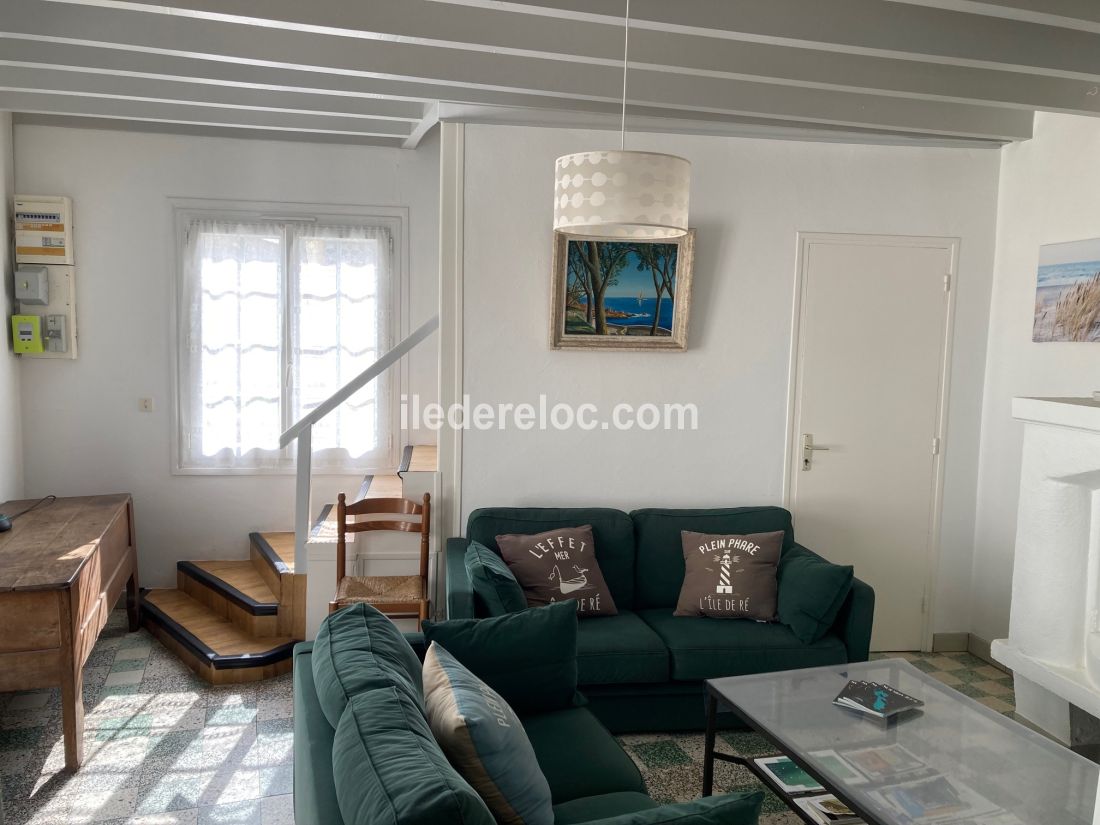Photo 7 : SEJOUR d'une maison située à Sainte-Marie-de-Ré, île de Ré.