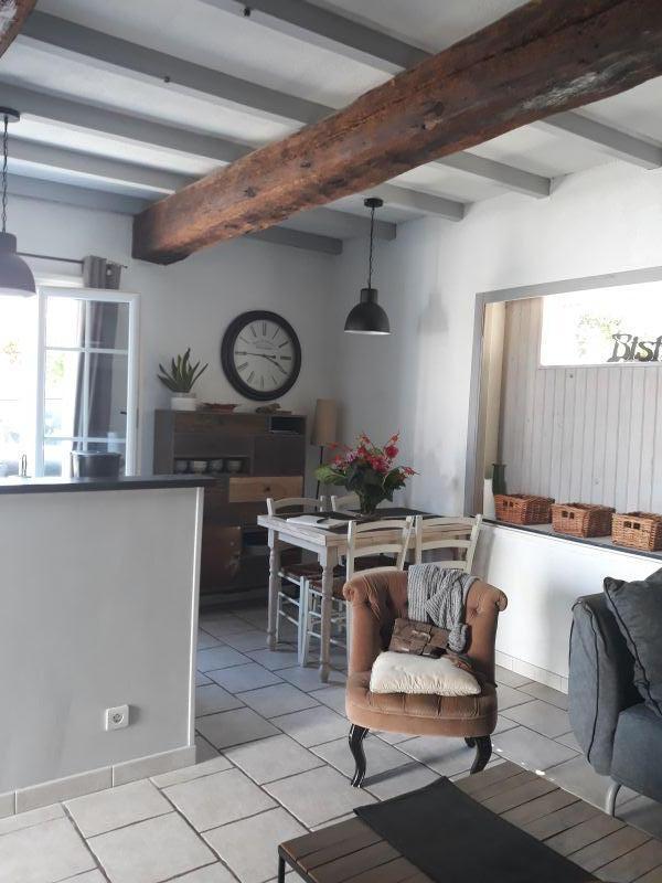 Photo 25 : SEJOUR d'une maison située à La Flotte, île de Ré.