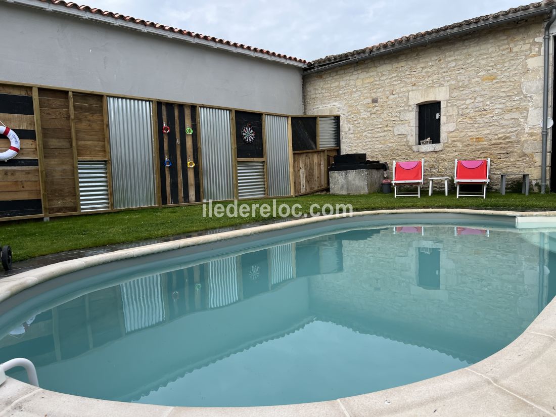 Photo 4 : PISCINE d'une maison située à La Flotte-en-Ré, île de Ré.