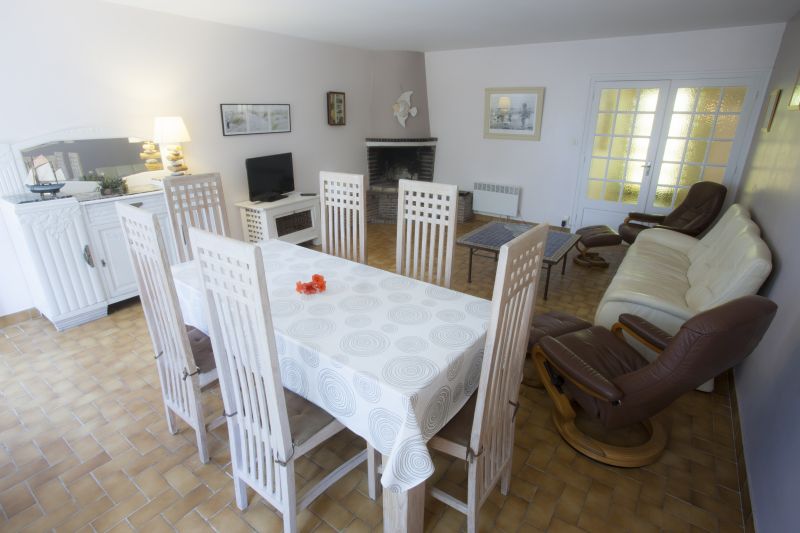 Photo 4 : SEJOUR d'une maison située à La Couarde-sur-mer, île de Ré.