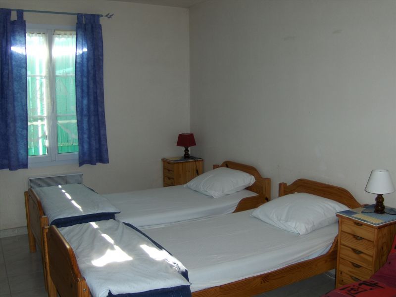 Photo 11 : CHAMBRE d'une maison située à Le Bois-Plage-en-Ré, île de Ré.