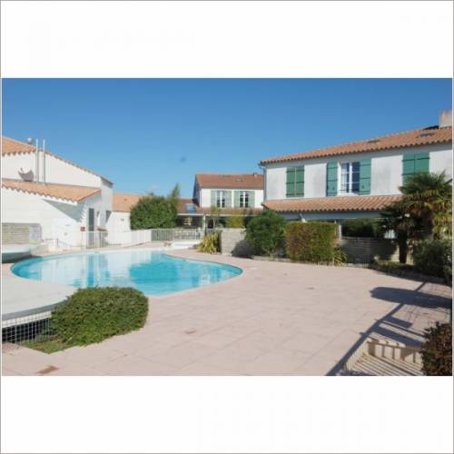 Photo 1 :  d'une maison située à La Couarde-sur-mer, île de Ré.