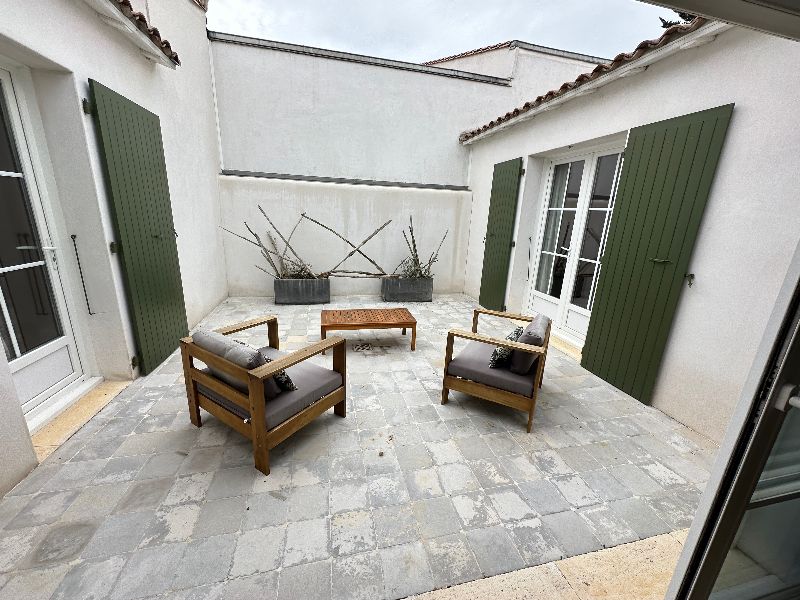 Photo 15 : PATIO d'une maison située à Le Bois-Plage-en-Ré, île de Ré.