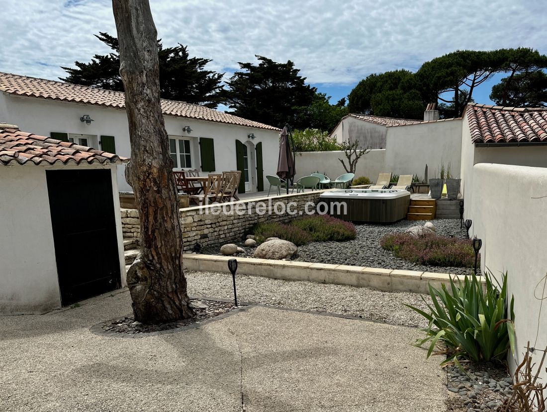 Photo 2 : NC d'une maison située à Le Bois-Plage-en-Ré, île de Ré.