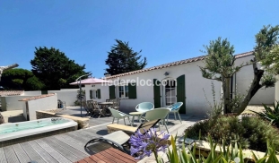 Ile de Ré:Maison situation exceptionnelle à 20m de la plage - 850m  centre avec spa