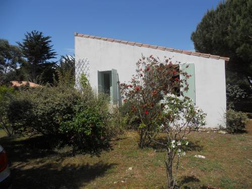 Photo 2 : EXTERIEUR d'une maison située à Les Portes, île de Ré.